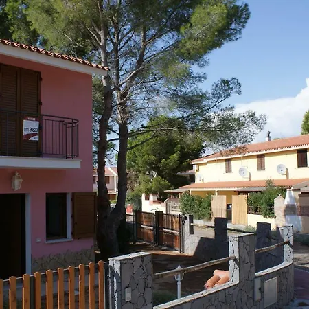 Village Porto Pino